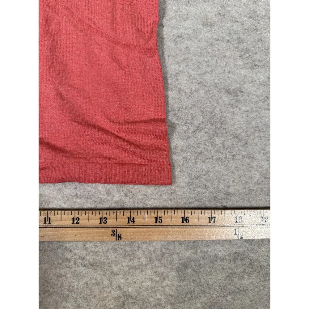 Lululemon Swiftly Tech Shirt Womens 6 Pink Seamless Short Sleeve Run Yoga Top